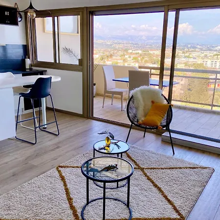 Lovely For 2 - Panoramic View Apartamento