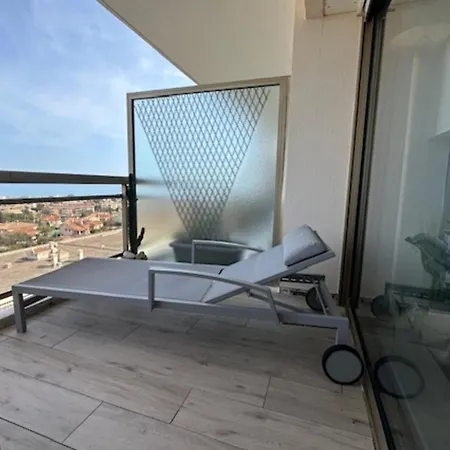 Lovely For 2 - Panoramic View Apartamento Antibes